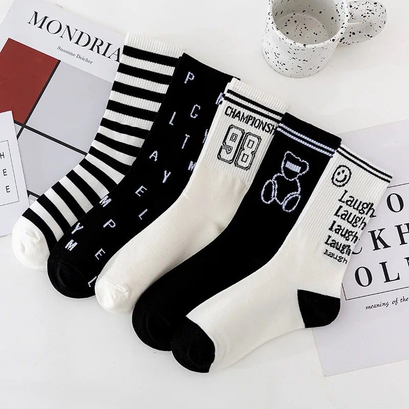 Smiling Face Letter Strip Floral Embroidered Teen Girl Stocking Womens Socks Soft Cotton Crew Socks S4674856