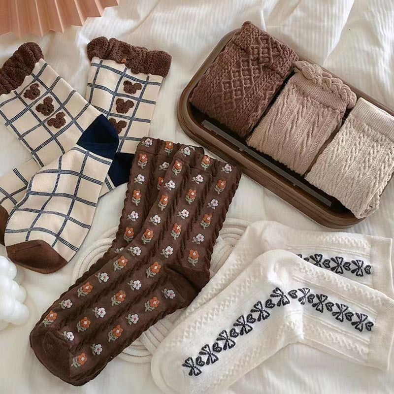 5 Pairs Women 's Sneaker Sock 333148 5 Pairs Women 's Sneaker Sock 333148