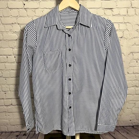 Men's Fashion White Striped Wrinkle Shirt S4621562