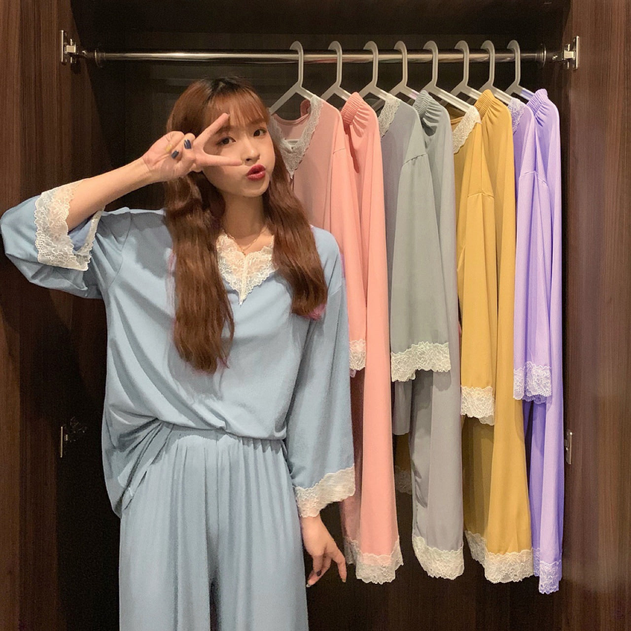 2 Pcs Women 's Long Sleeve Sleep Set - Free size - 429751 2 Pcs Women 's Long Sleeve Sleep Set - Free size - 429751