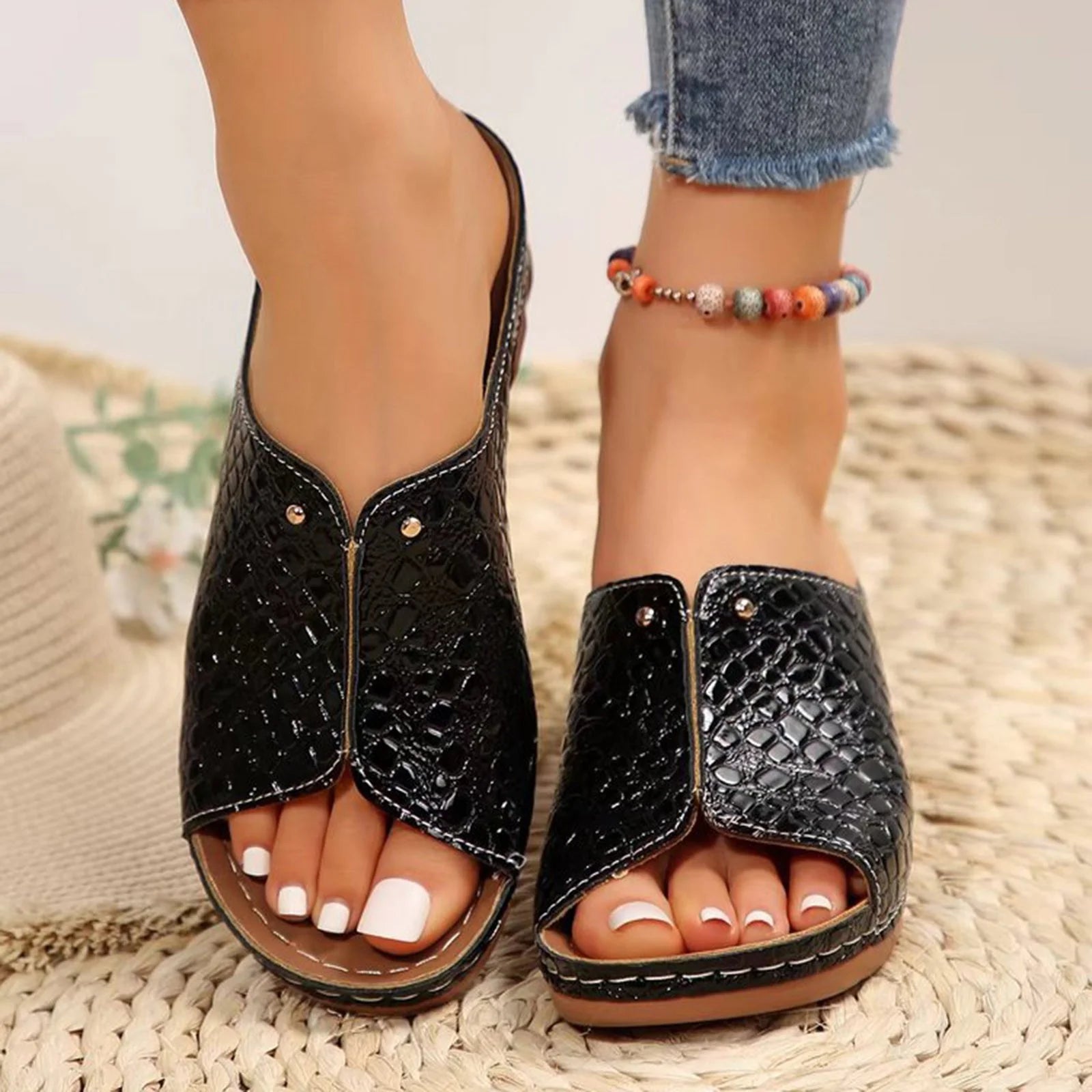 Toe Low Platform Wedges 124184