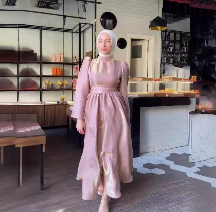 New Lantern Sleeve Long Sleeve Carved Slims Dresses 555058 New Lantern Sleeve Long Sleeve Carved Slims Dresses 555058