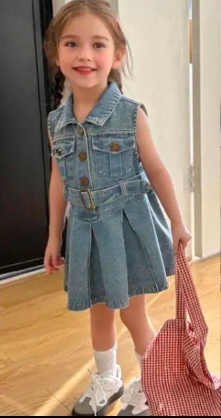New Stylish Teenager Girls Jean Dress 540139 (100cm) New Stylish Teenager Girls Jean Dress 540139 (100cm)
