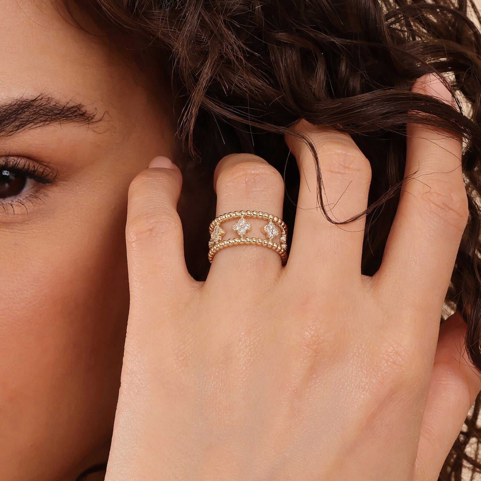 Clover Band Ring Cuff FR500 Clover Band Ring Cuff FR500