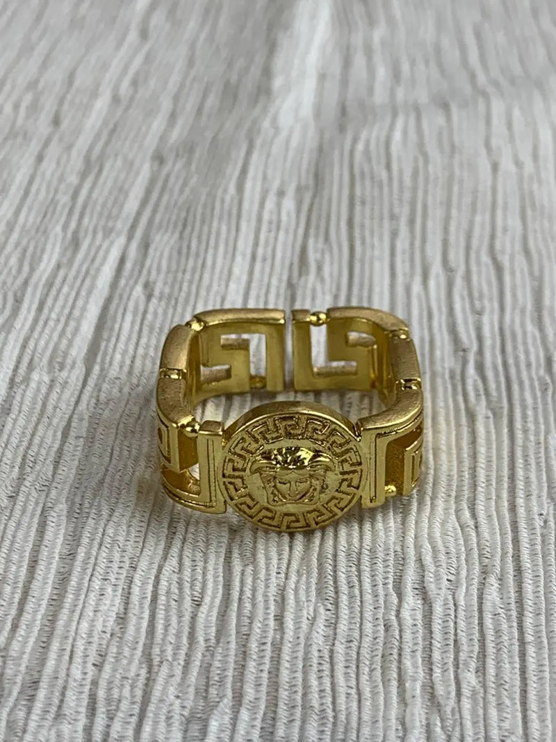 Medusa Head Square Ring DN2098 - TUZZUT Qatar Online Shopping