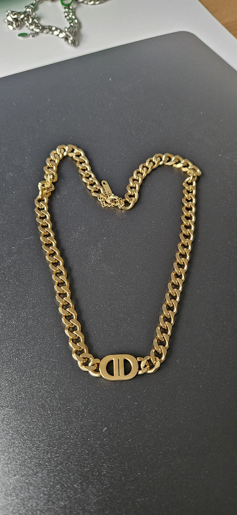 Women's DD Short Necklace S4882467