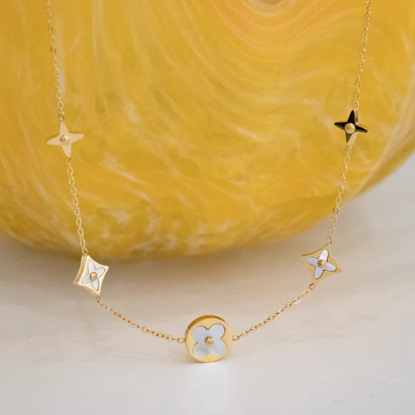 Four Leaf Clover Flower Necklace FN66