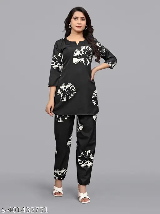 Women's Floral Printed Cotton Polyester Mix Fabric Night suit Pajama Co-Ord Set - VKT1200