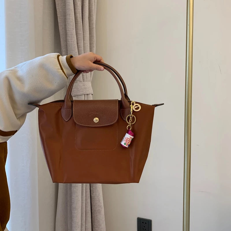 Sasha Textured Tote Bag with Zip Closure and Double Handle S47901278 Sasha Textured Tote Bag with Zip Closure and Double Handle S47901278