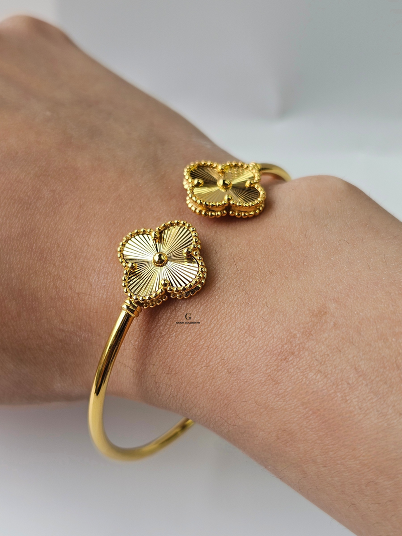 Gold Flower Cuff Bangle DN2071 - TUZZUT Qatar Online Shopping