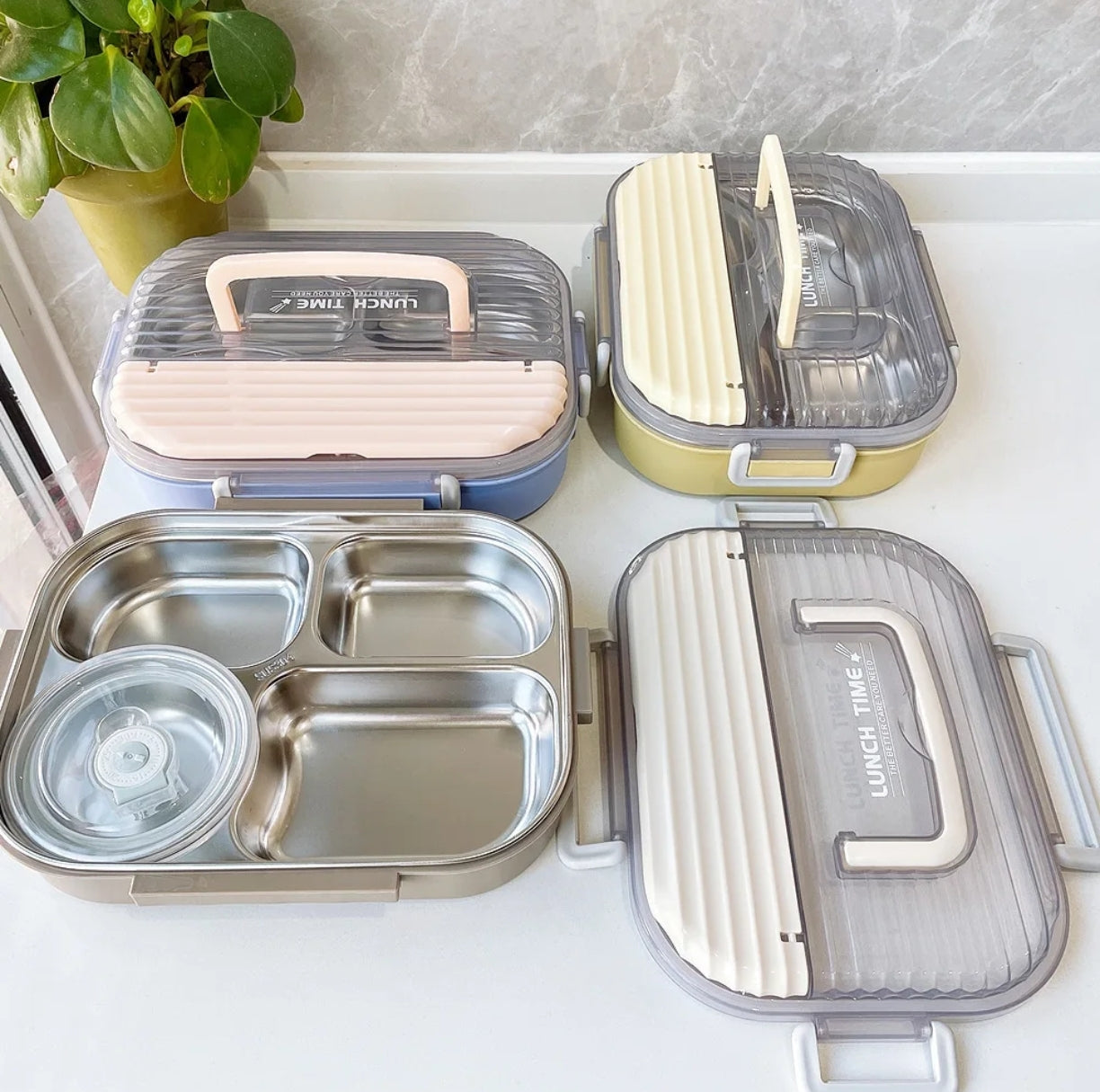 Stainless Steel Thermal Insulation Bento Lunch Box 4 Compartment Leak Proof Tiffin for Office-School Stainless Steel Thermal Insulation Bento Lunch Box 4 Compartment Leak Proof Tiffin for Office-School