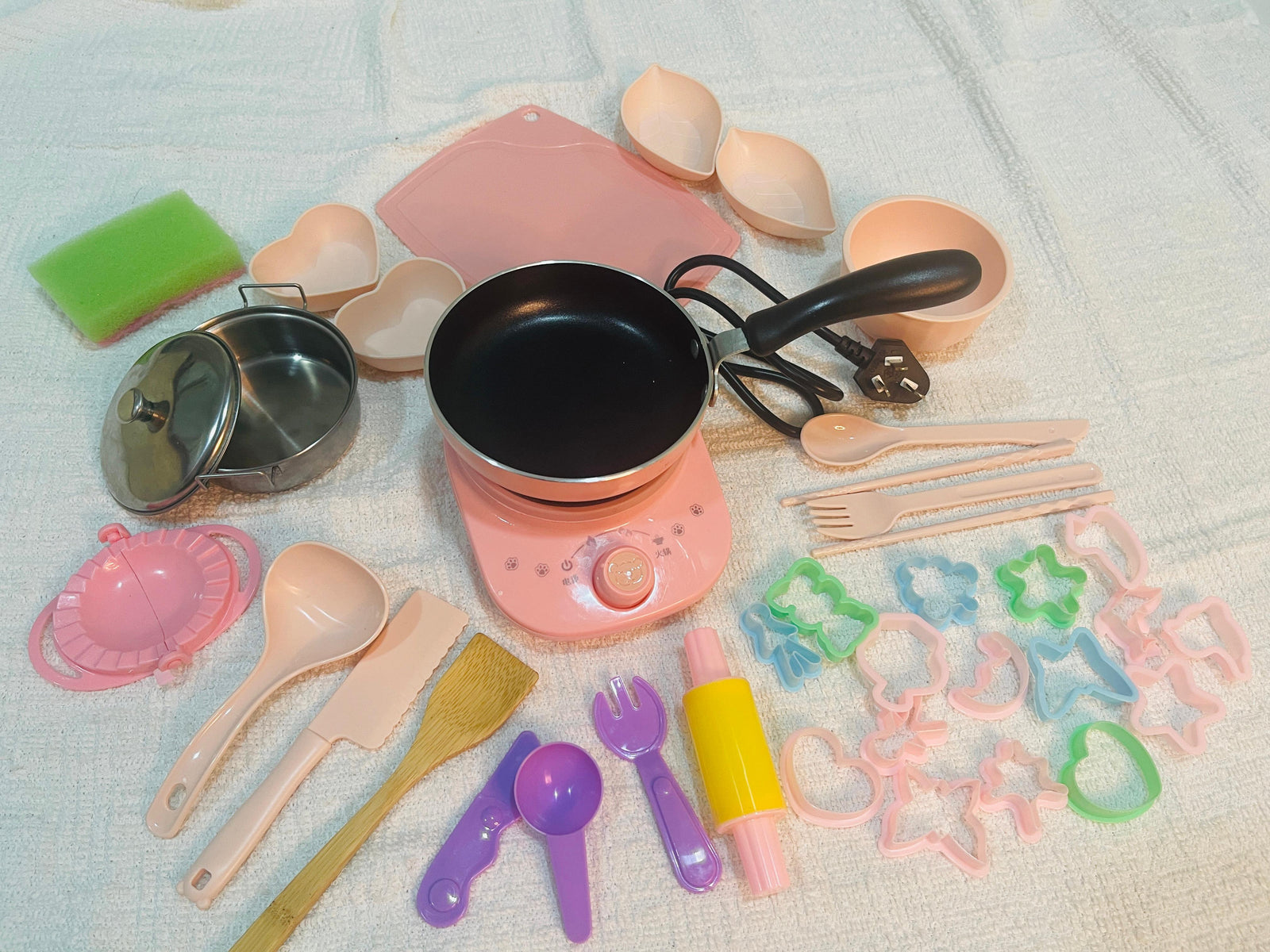 Miniature Kitchen Set Mini Cooking Set for Kids (40 pcs) Miniature Kitchen Set Mini Cooking Set for Kids (40 pcs)