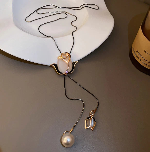 Long Zircon Crystal Tulip Necklace 75877