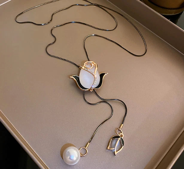 Long Zircon Crystal Tulip Necklace 75877 - TUZZUT Qatar Online Shopping