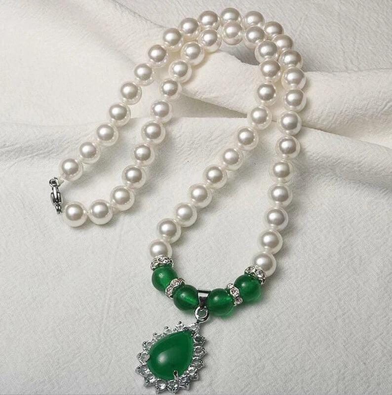 Green Chalcedony Pendant Pearl Necklace White Pearl Bracelet Set 128750