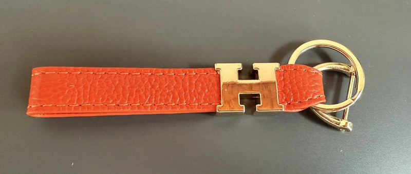 Luxury Designer Keychain K7735 - TUZZUT Qatar Online Shopping