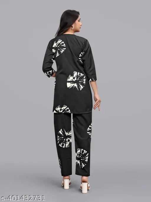 Women's Floral Printed Cotton Polyester Mix Fabric Night suit Pajama Co-Ord Set - VKT1200