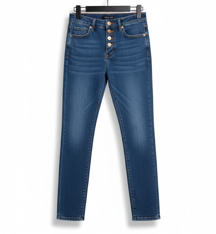 Women High waist Slim Fit Stretchable Denim Jeans J41369 - TUZZUT Qatar Online Shopping