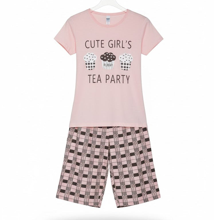 Women's Soft Pink Tee and Plaid Capri Sleepwear Set W124 - TUZZUT Qatar Online Shopping