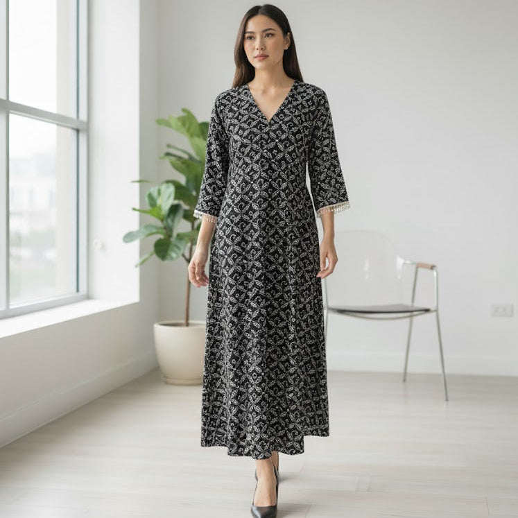 Women's Black & White Pattern Dresss S571888 - TUZZUT Qatar Online Shopping