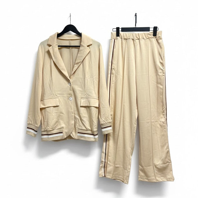 Women's stylish blazer jacket paired with ultra-comfortable two-piece set B887001 Women's stylish blazer jacket paired with ultra-comfortable two-piece set B887001