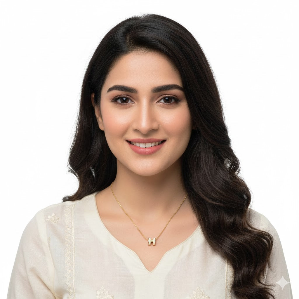 Geometric Pendant Shiny Necklace N8200 Geometric Pendant Shiny Necklace N8200