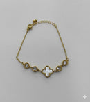 Four Leaf Flower Charm Bracelet For Women B46 - TUZZUT Qatar Online Shopping