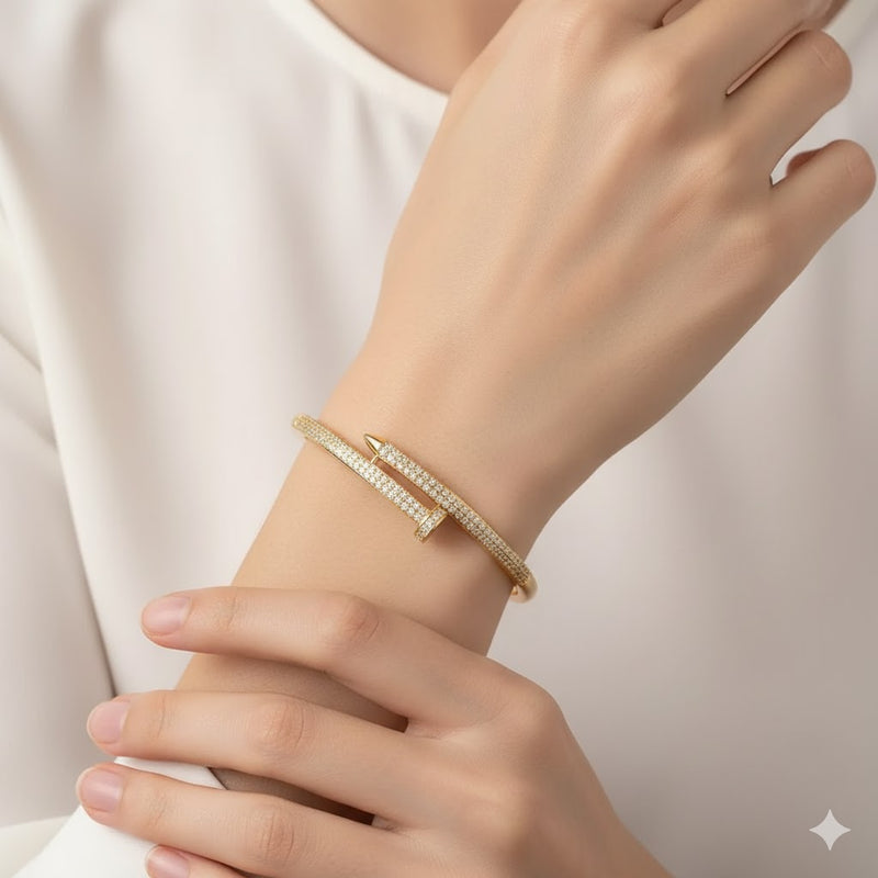 Luxury Zirconia Nail Bangle Bracelet BB99 - TUZZUT Qatar Online Shopping