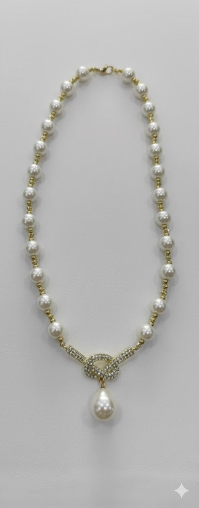 Traditional White Pearl Necklace 186835 - TUZZUT Qatar Online Shopping
