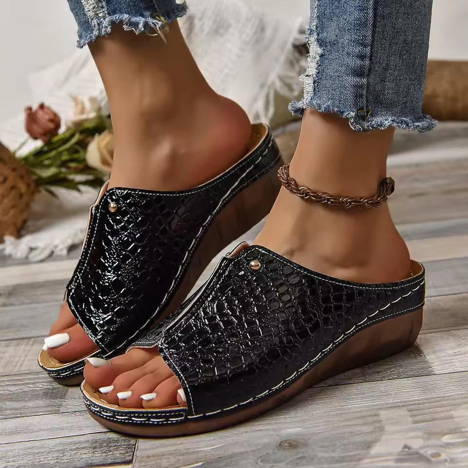 Crocodile Print Platform Sandals 387574 Crocodile Print Platform Sandals 387574