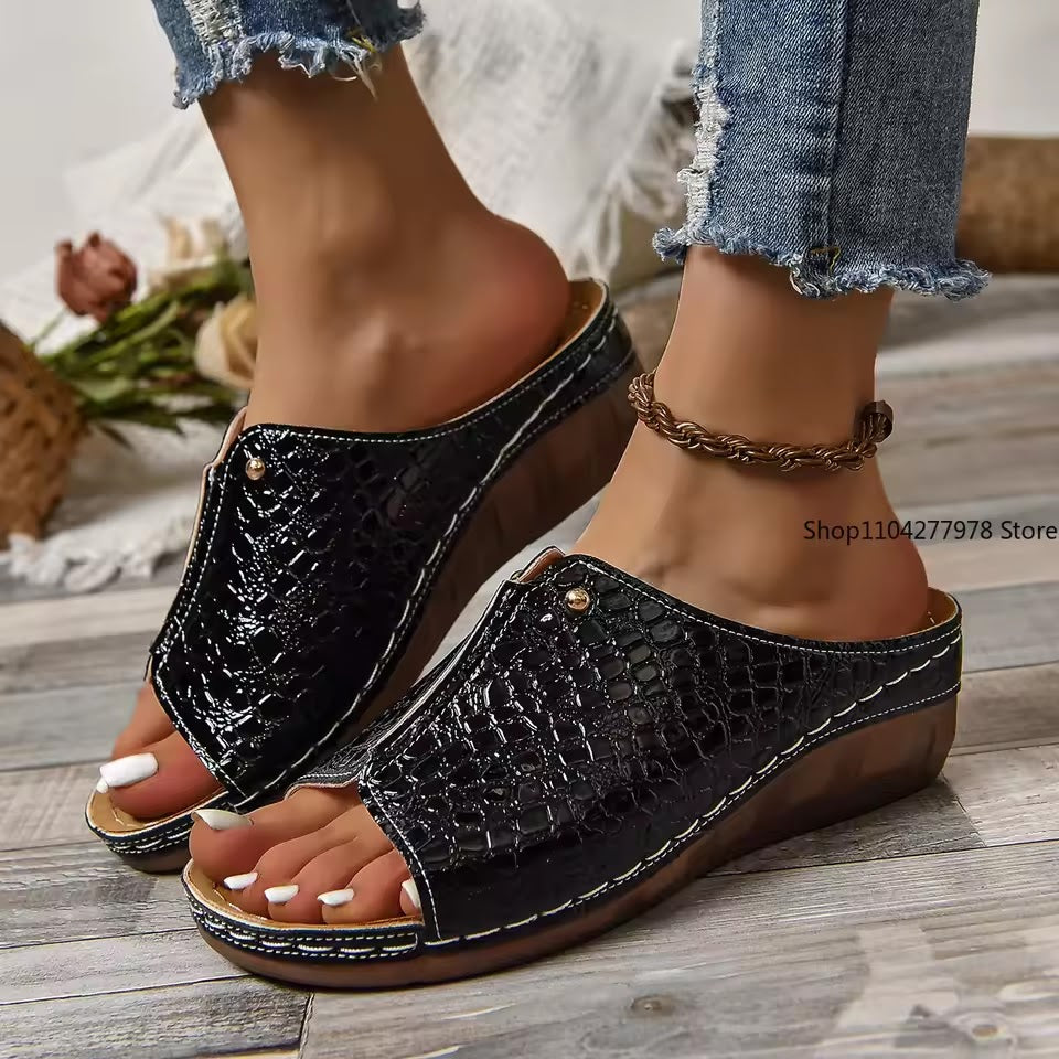 Crocodile Print Platform Sandals 387574 Crocodile Print Platform Sandals 387574