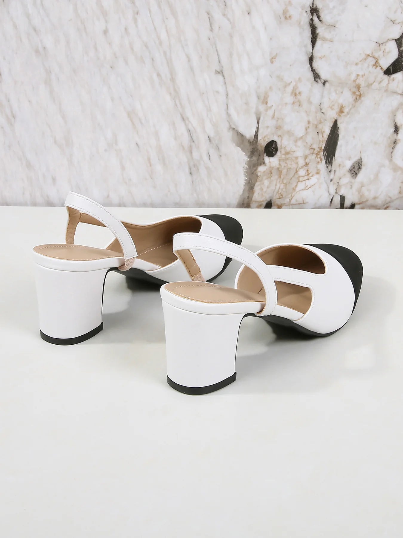 Colorblock Round Toe Chunky Heels BW801 Colorblock Round Toe Chunky Heels BW801