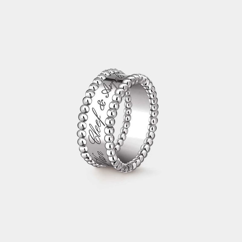 Perlée Signature Ring White Gold P44