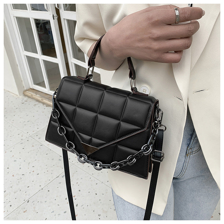 Luxury Women Flap Shoulder Bag with Chain - BT5084 Luxury Women Flap Shoulder Bag with Chain - BT5084
