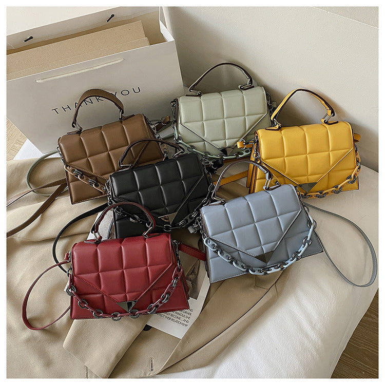 Luxury Women Flap Shoulder Bag with Chain - BT5084 Luxury Women Flap Shoulder Bag with Chain - BT5084