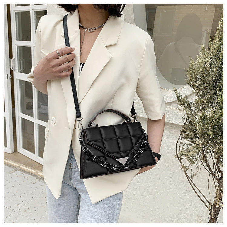 Luxury Women Flap Shoulder Bag with Chain - BT5084 Luxury Women Flap Shoulder Bag with Chain - BT5084