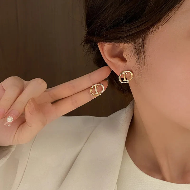 Alphabet DG Earrings Women's Luxury Gold Earrings Personality Design Sense Simple Earrings - S4653334