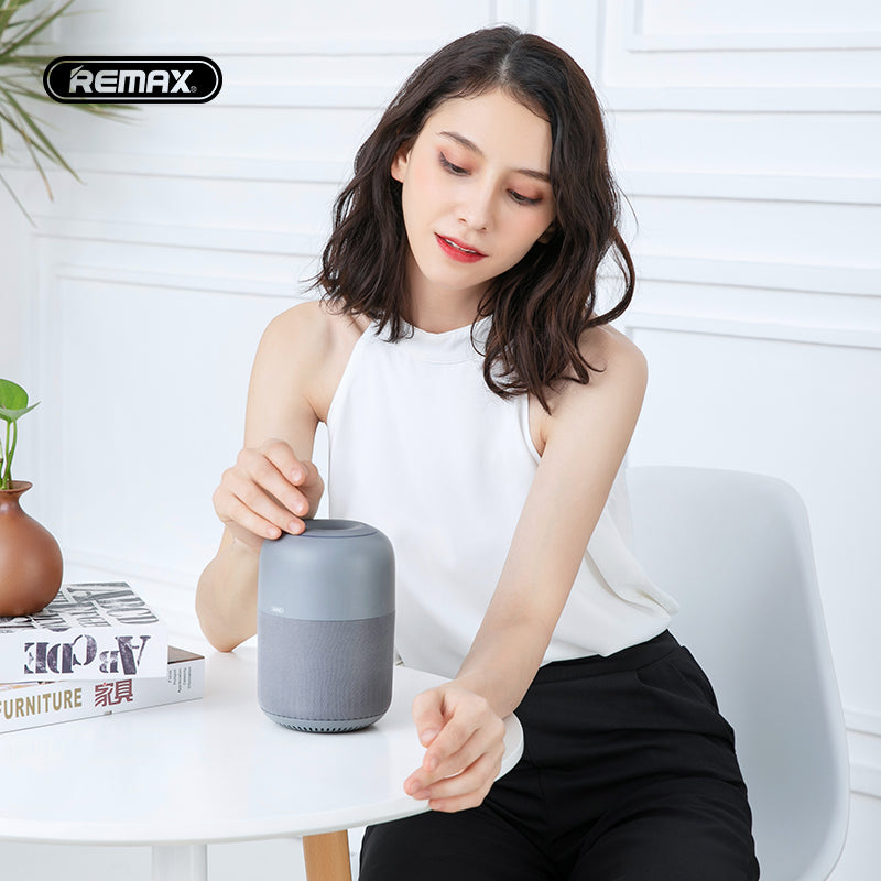 Remax RB-M40 Wireless Bluetooth Speaker Remax RB-M40 Wireless Bluetooth Speaker