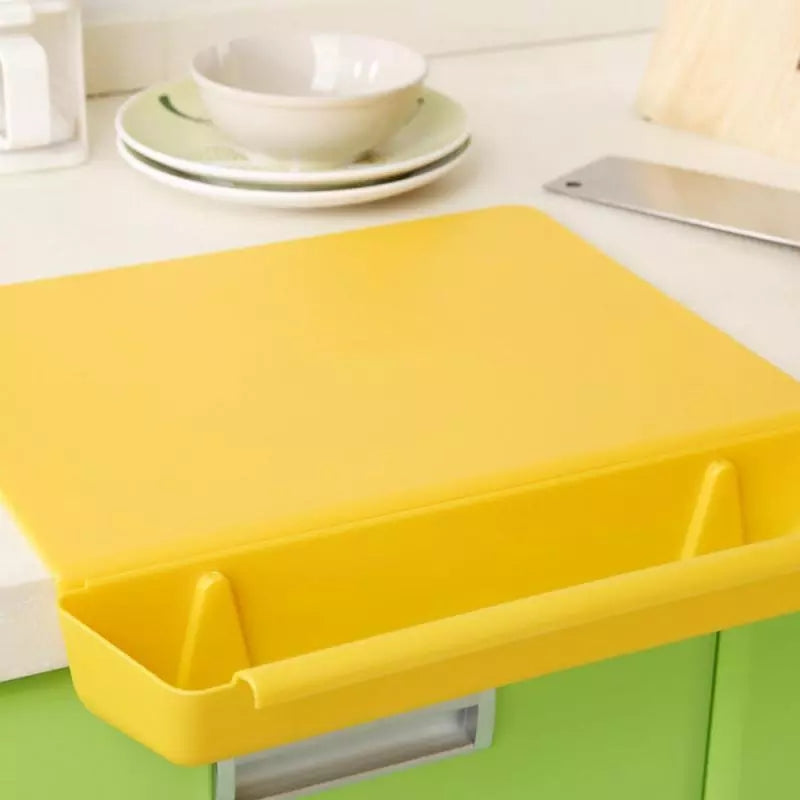 2 in 1 Cutting Board with Removable Slot Bin 2 in 1 Cutting Board with Removable Slot Bin