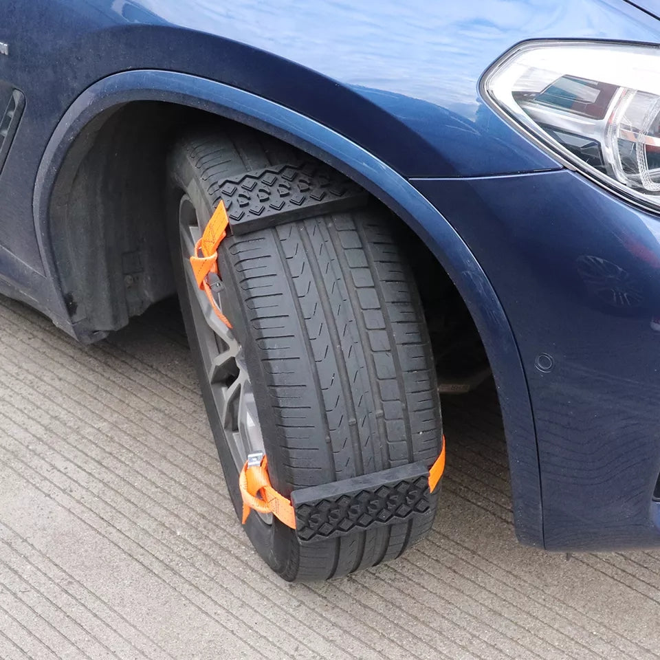 2PCS Car Tire Anti-Skid Traction Blocks Snow Mud Sand Traction Mats for SUV Sedan 2PCS Car Tire Anti-Skid Traction Blocks Snow Mud Sand Traction Mats for SUV Sedan