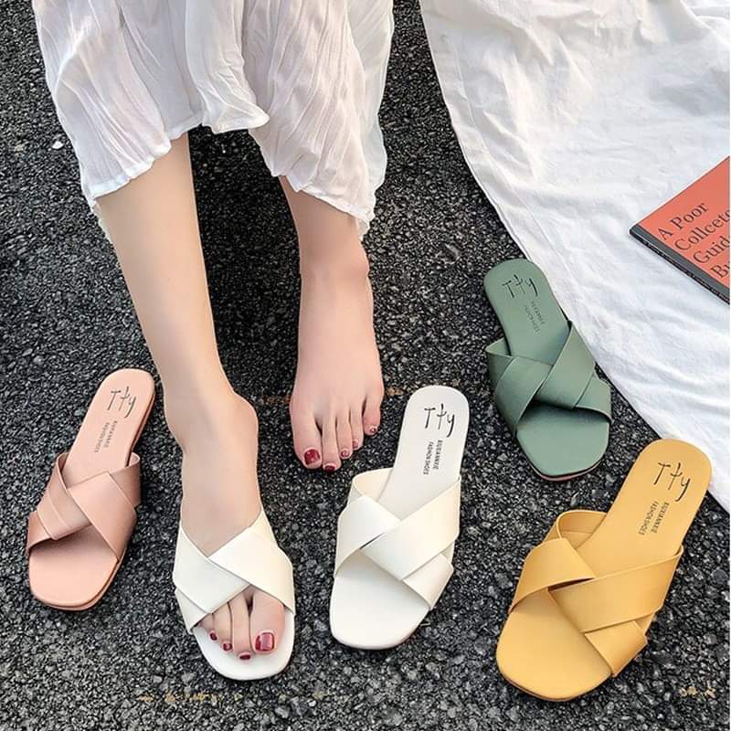 Women’s Korean-style Flat Top Cross-Tied Round Toe Slipper - Tuzzut.com Qatar Online Shopping