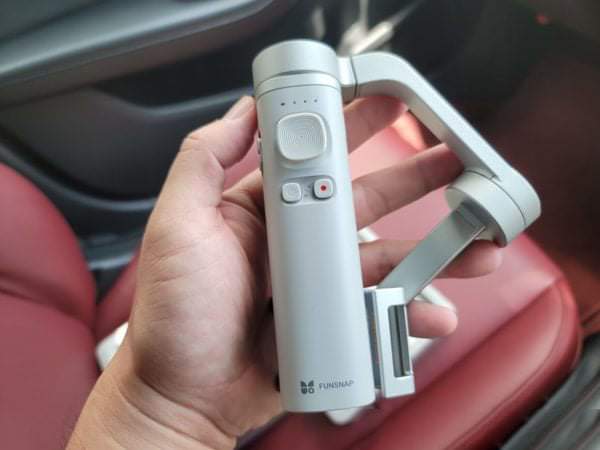 Funsnap Capture π (Pi) 3 Axis Smartphone Handheld Gimbal Stabilizer Funsnap Capture π (Pi) 3 Axis Smartphone Handheld Gimbal Stabilizer