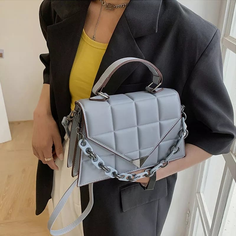 Luxury Women Flap Shoulder Bag with Chain - BT5084 Luxury Women Flap Shoulder Bag with Chain - BT5084