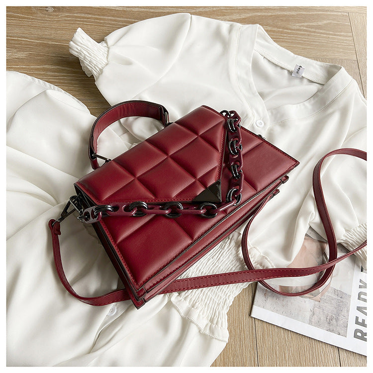 Luxury Women Flap Shoulder Bag with Chain - BT5084 - Tuzzut.com Qatar Online Shopping