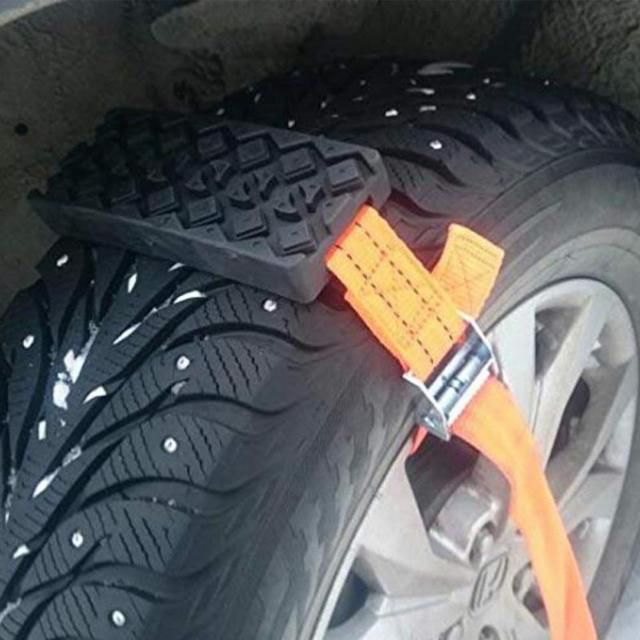 2PCS Car Tire Anti-Skid Traction Blocks Snow Mud Sand Traction Mats for SUV Sedan 2PCS Car Tire Anti-Skid Traction Blocks Snow Mud Sand Traction Mats for SUV Sedan