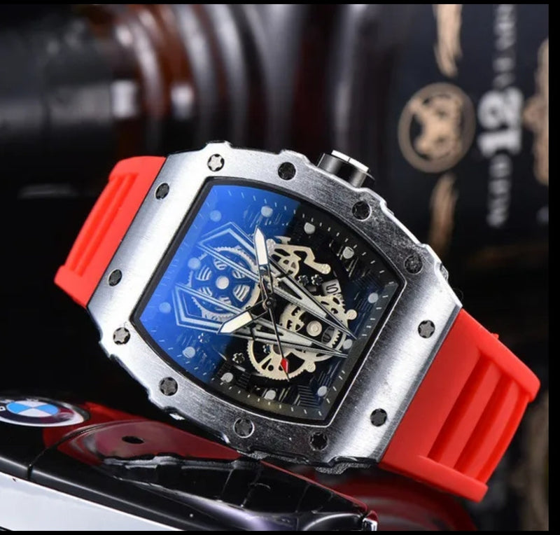 Luxury Fashion Quartz Watch Men's cask type business men's quartz watch RM35-01