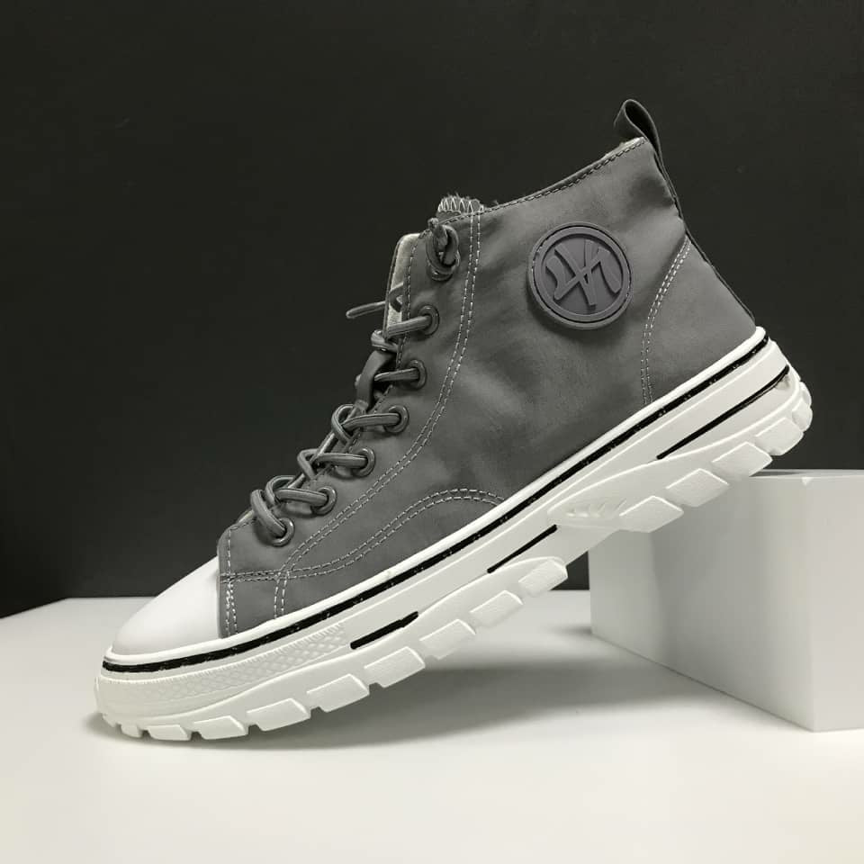 Men's High Top Designer Canvas Shoes C33 Men's High Top Designer Canvas Shoes C33