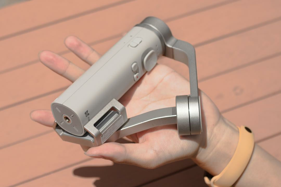 Funsnap Capture π (Pi) 3 Axis Smartphone Handheld Gimbal Stabilizer Funsnap Capture π (Pi) 3 Axis Smartphone Handheld Gimbal Stabilizer