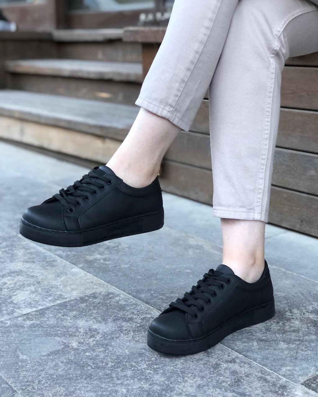 Women's Slip-On Loafers Flat Sneakers Shoes - LS700 - Black Women's Slip-On Loafers Flat Sneakers Shoes - LS700 - Black