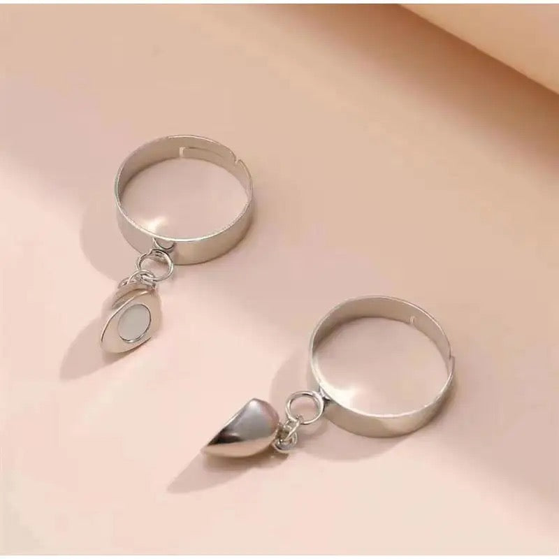 Magnetic Chain Couples Romantic Pair Ring Love Heart Pendant Opening Women Lovers Jewelry - Tuzzut.com Qatar Online Shopping